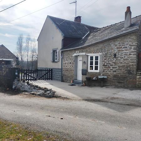 Chambre D'Hotes Se Sentir Libre Noisette Crozant Exterior photo